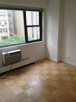 Rented by Carlyle Property Management | media 2