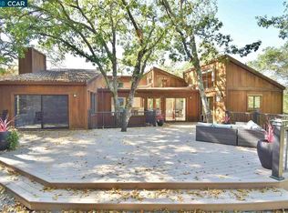 634 Glorietta Blvd, Lafayette, CA 94549