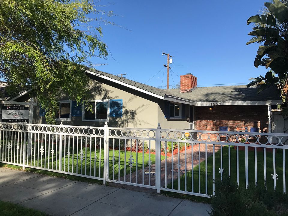 1st image of 2552 Pine Ave