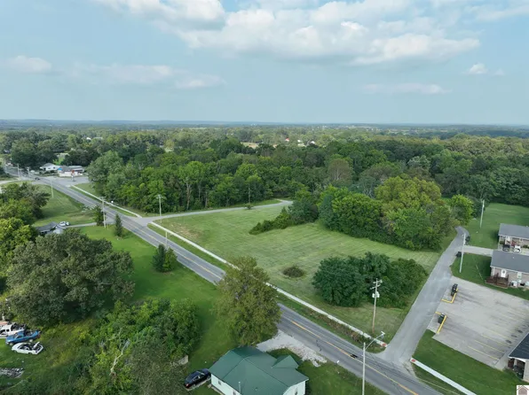 Greenville Rd, Hopkinsville, KY 42240