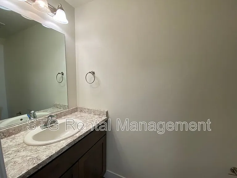 1664 N Dixie Downs Rd #2 — Photo 14