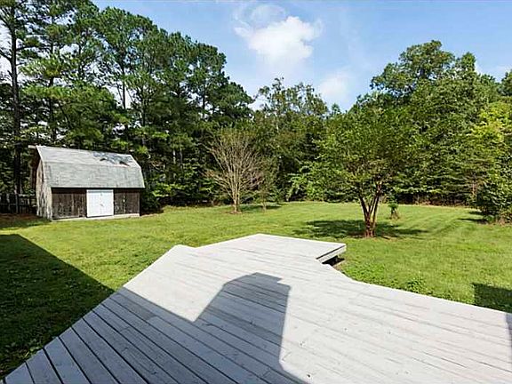 5th image of 18390 Cherry Grove Cir