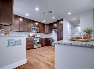 8554 Red Willow Dr, Austin, TX 78736
