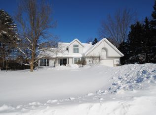 1207 W Ridge Rd, Marshfield, WI 54449