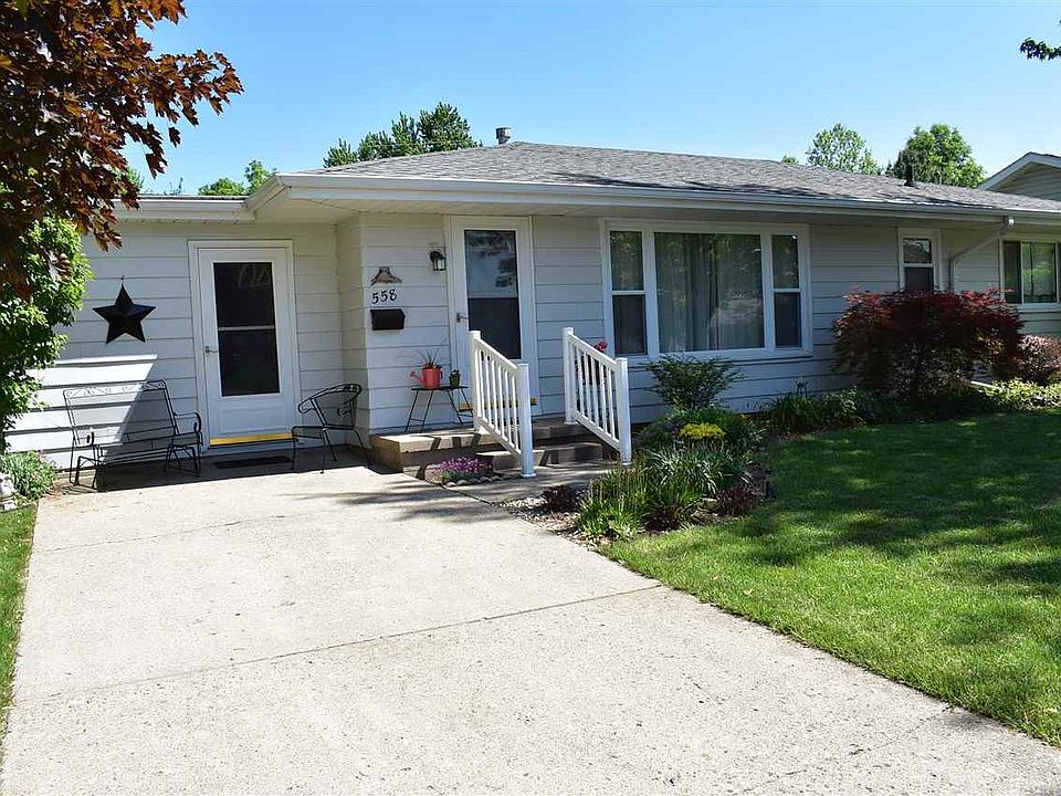 1st image of 558 Ann St