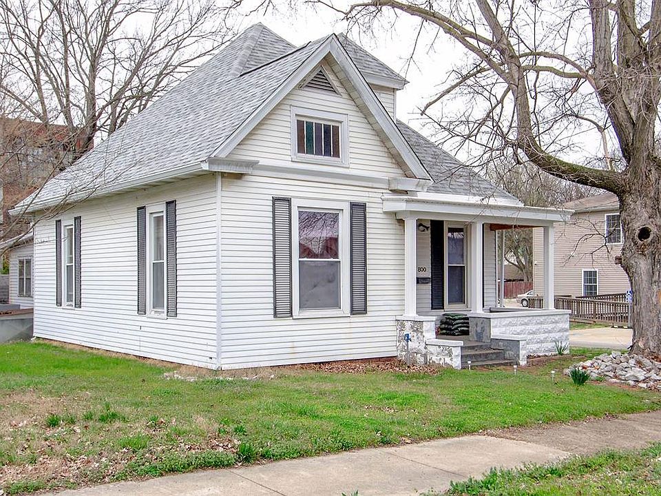 1st image of 800 Triplett St