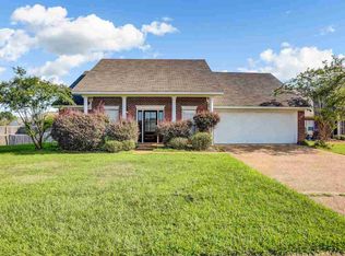 303 Red Cedar Dr, Brandon, MS