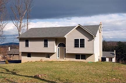 1st image of 155 Aspen Trl