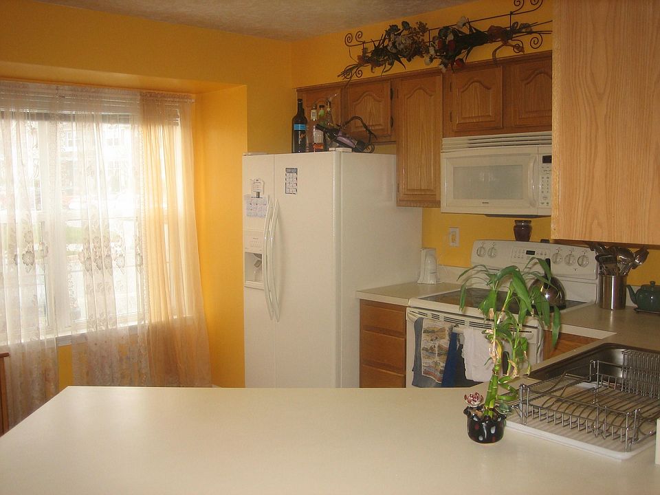2nd image of 2218 Historic Dr