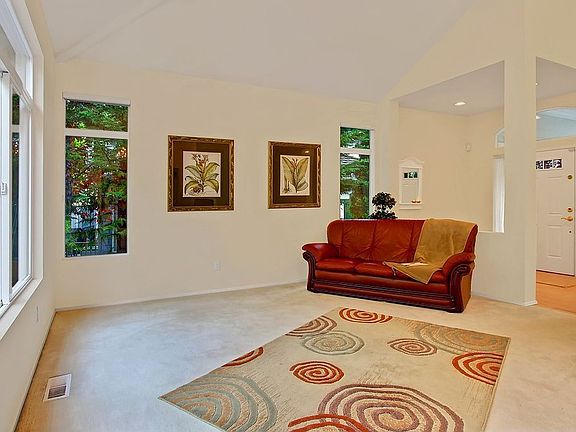 3rd image of 4021 249th Ave SE