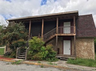 210 N Douglas Ave, Rockwood, TN 37854