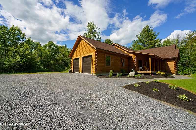 2nd image of 464 Brownell Road