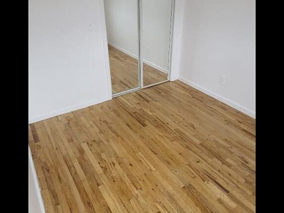 4th image of 118 Donley Ave APT F