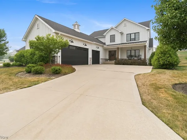 4545 Monet Pl, Pepper Pike, OH 44124
