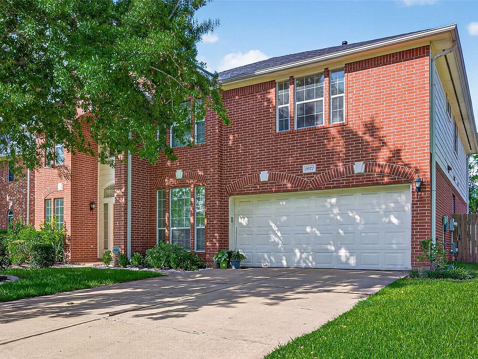 1st image of 2022 Grand Willow Ln