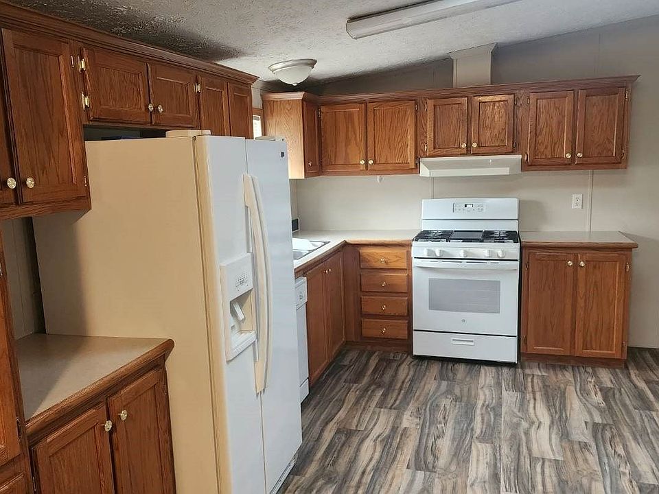 1st image of 31 Ash Dr