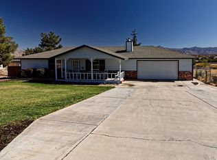 15717 Halinor St, Hesperia, CA 92345