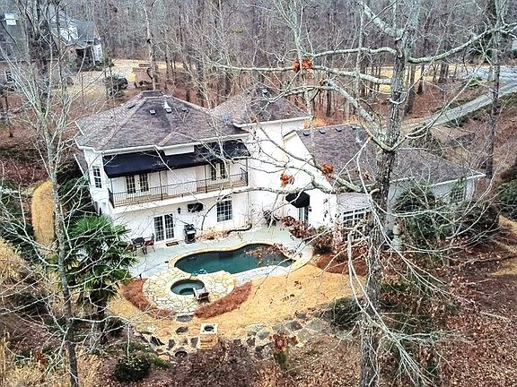 4th image of 122 Greystone Dr