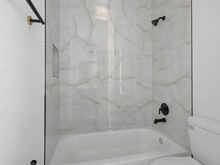 4606 Mallow St #B — Photo 17