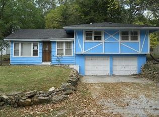 3222 N 57th St, Kansas City, KS 66104