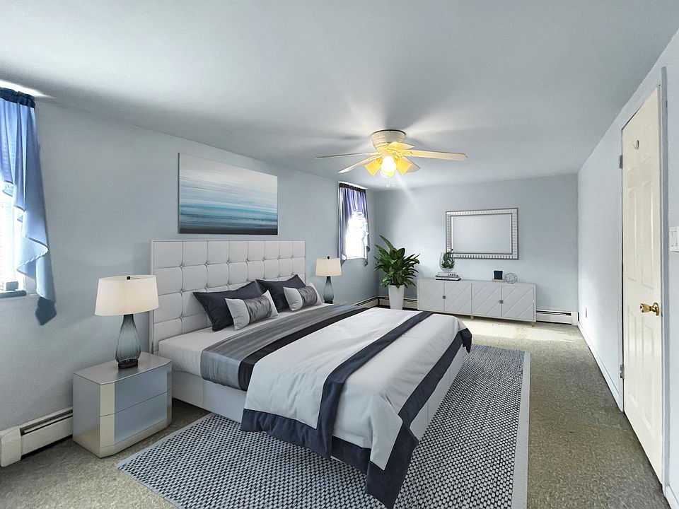 Virtually stage bedroom