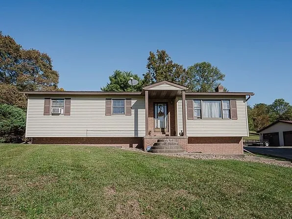 136 Laurel Dr, Home, PA 15747