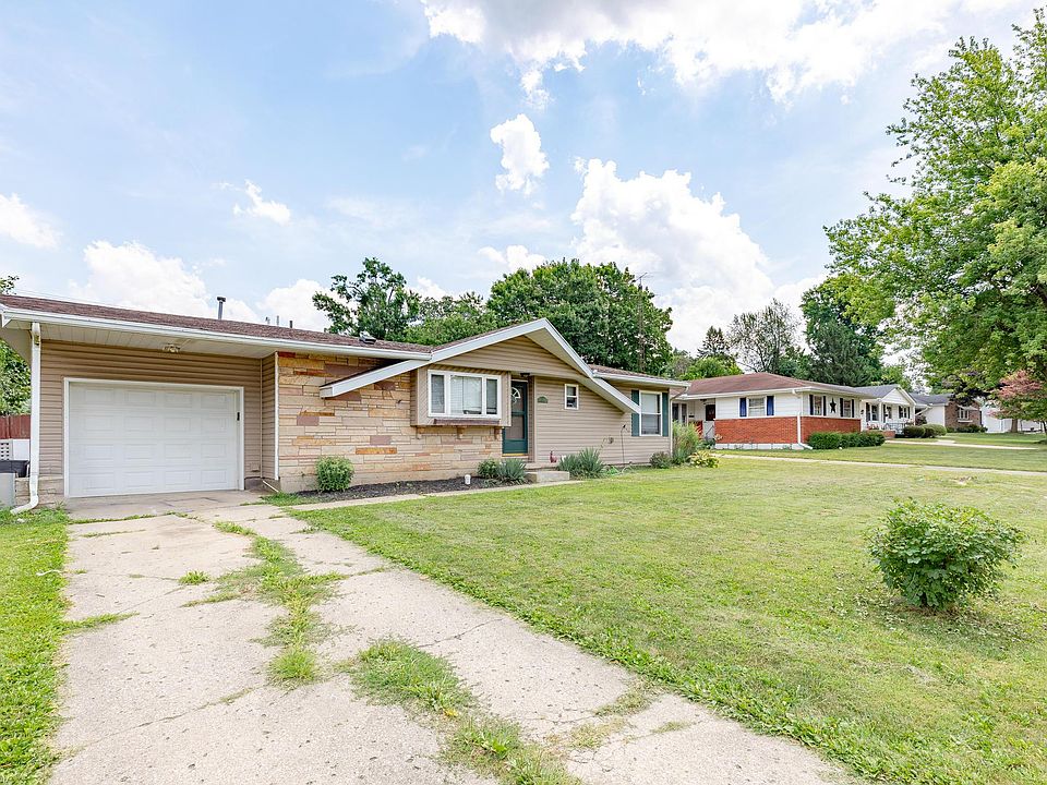 1st image of 821 Terry Ln