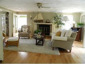 4th image of 429 Jodie Dr