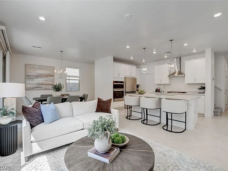 1581 Crowned Eagle St — Photo 2