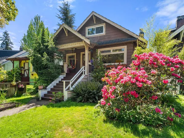3218 W 6th Ave, Vancouver, BC V6K 1X8