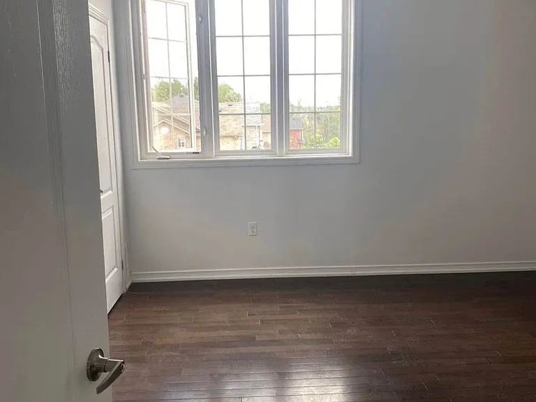 1226 Leslie Dr #3 — Photo 8