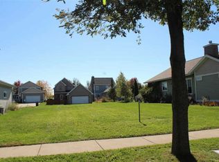 3163 Harmony St, Sun Prairie, WI 53590