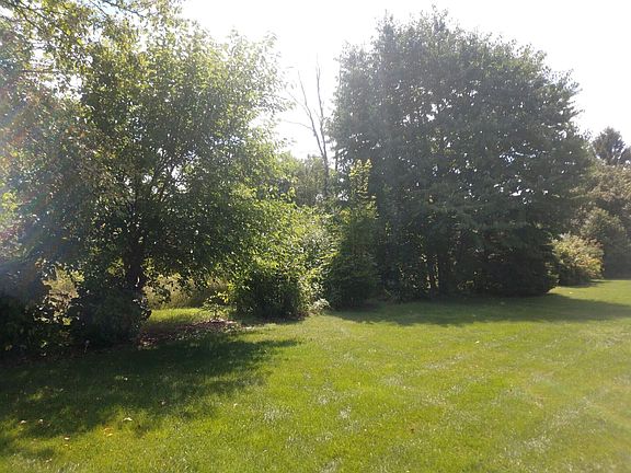 3rd image of 8460 Elkwood Dr SW