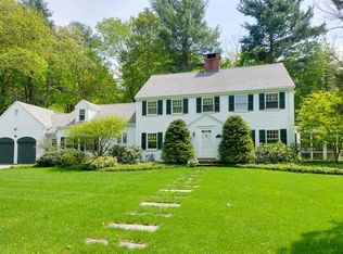 1 Benvenue St, Wellesley, MA 02482