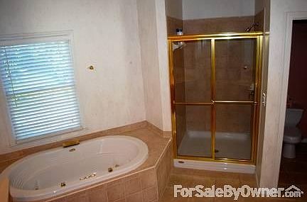 5th image of 3282 Millwood Trl SE