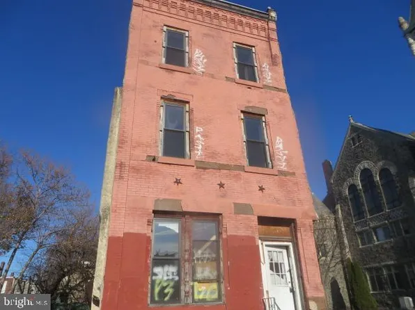 2033 W Diamond St, Philadelphia, PA 19121