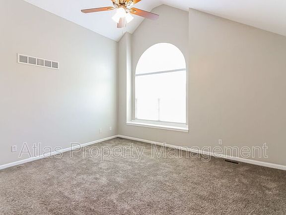 5th image of 15801 Hight Ave