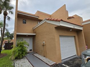1600 SW 120th Ter, Pembroke Pines, FL 33025