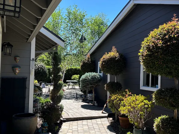 744 Orange Ave, Los Altos, CA 94022