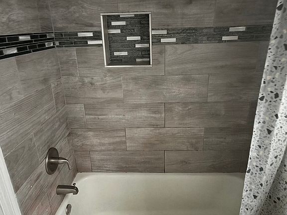 5th image of 513 Ijams St