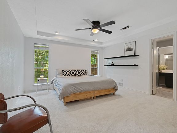 5th image of 3004 Foxboro Dr
