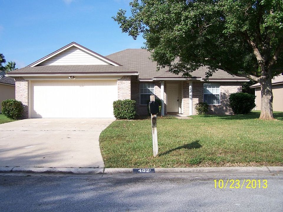 1st image of 402 Willow Green Dr