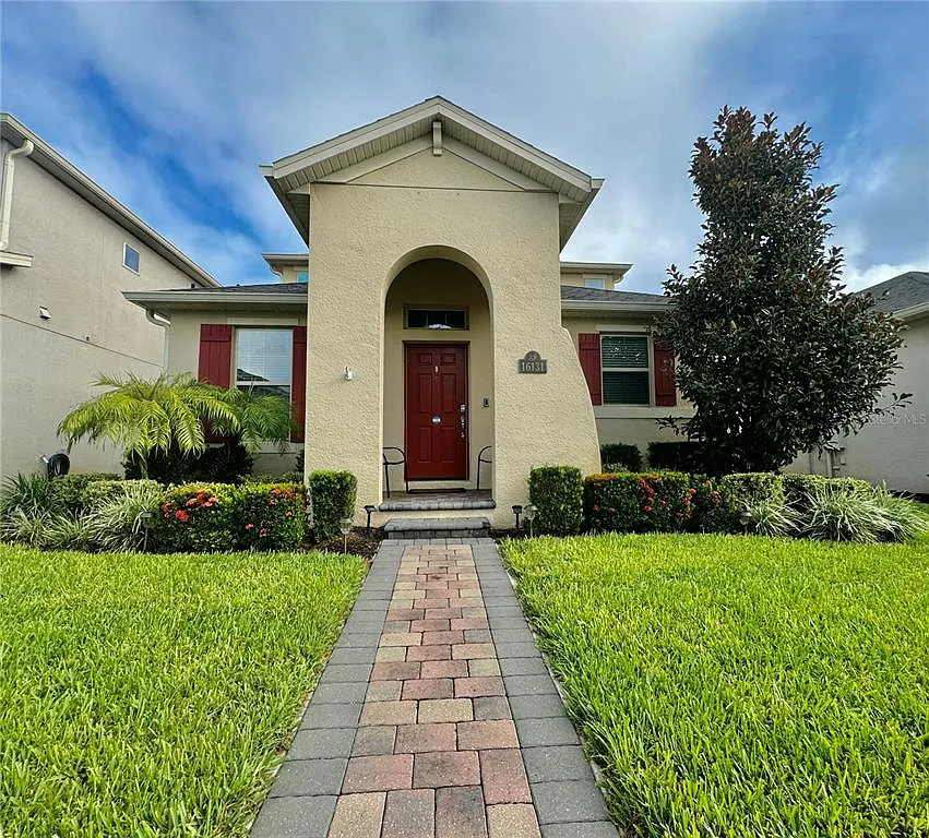 3 bed, 2.5 bath, 2014 sqft, $2,850 — Photo 1