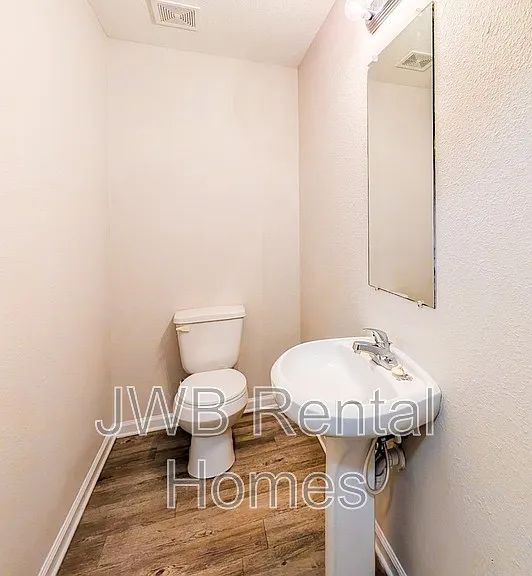 8474 McGirts Village Ln — Photo 6