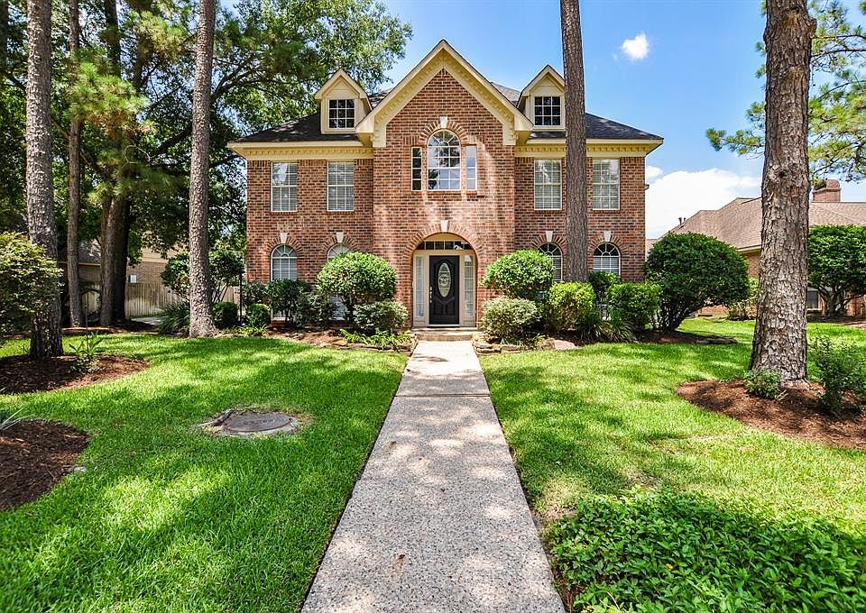 1st image of 2710 Stately Oak Dr