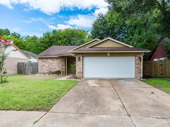 5514 Oak Falls Dr, Houston, TX 77066