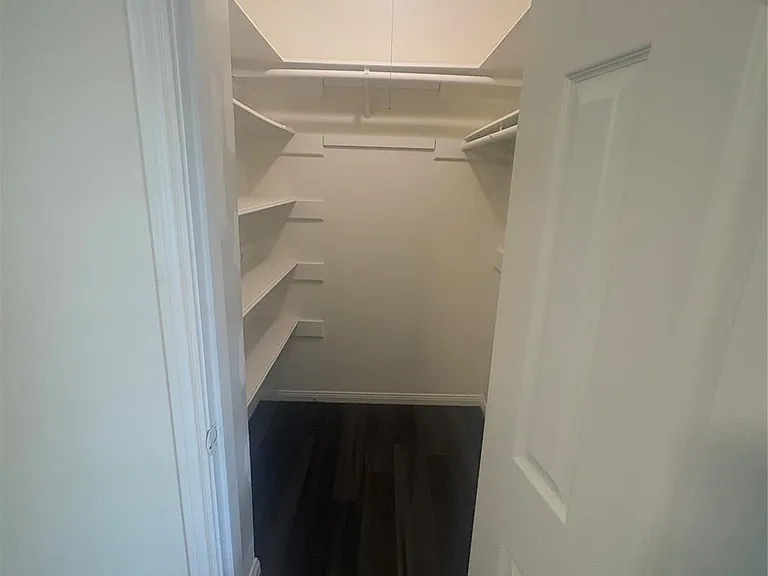 6918 Marisol Dr — Photo 9