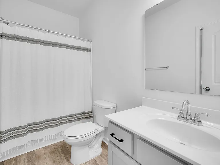 1224 Maxwell Ct — Photo 15