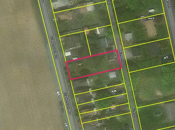 41 Friedenstahl Ave, Nazareth, PA 18064