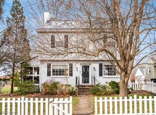 2515 Edison Ave, Zanesville, OH 43701